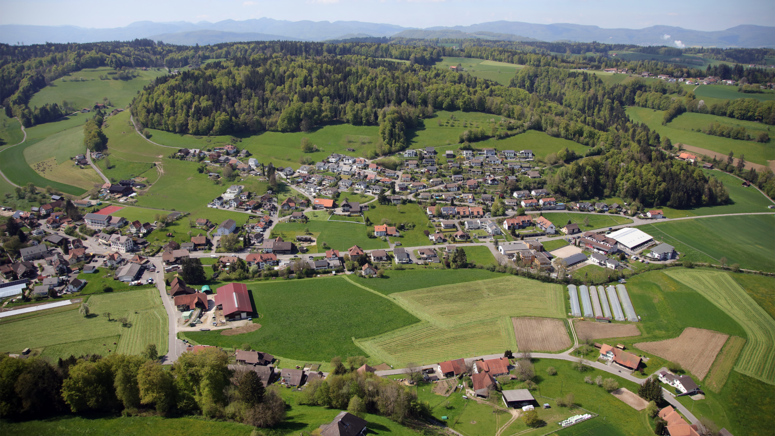 Bild: Luftaufnahme Bottenwil